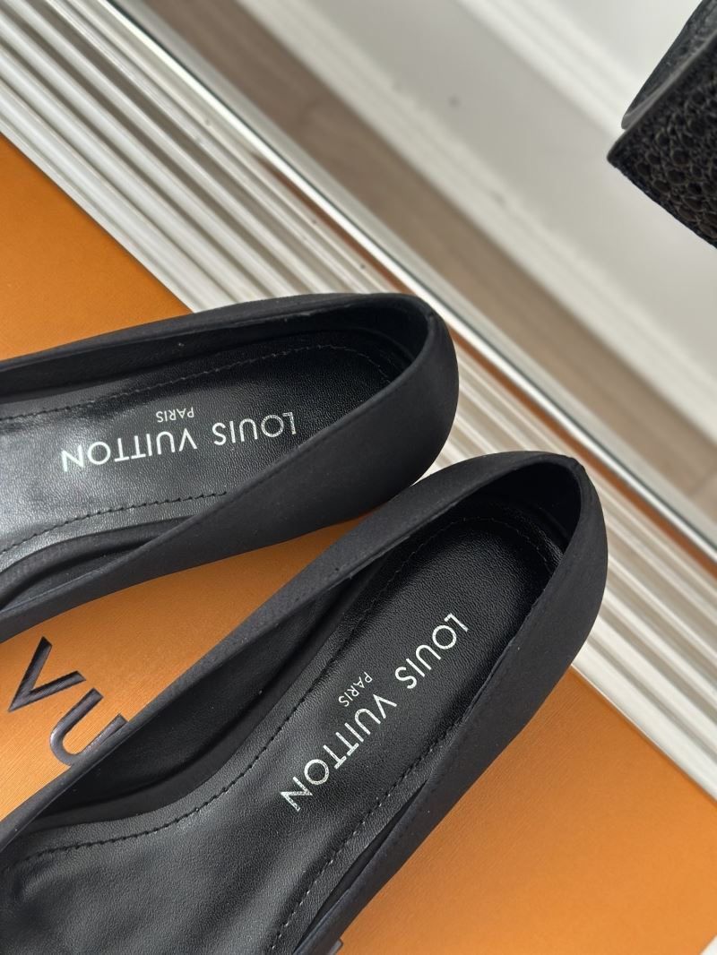 Louis Vuitton Flat Shoes